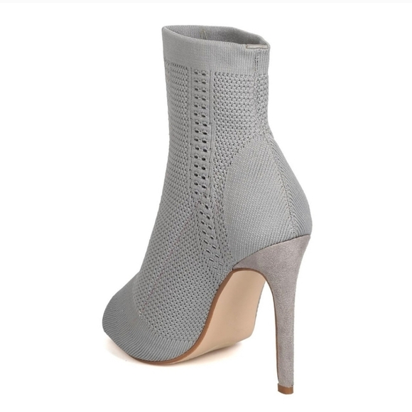 NWT Charles DAVID Elnora  Knitted Stiletto Sock Bootie - Picture 3 of 3